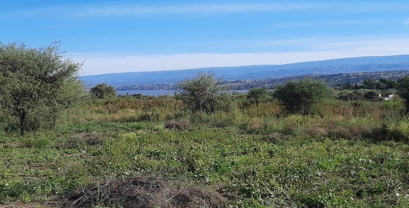 Lote a la venta en Comuna de San Roque. (L285)