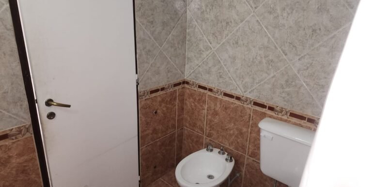 WhatsApp Image 2025-09-05 at 16.01.42