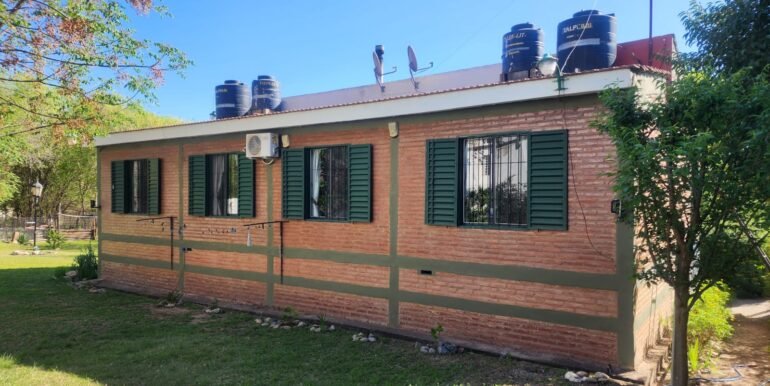 WhatsApp Image 2025-10-11 at 10.00.01