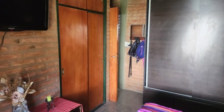 WhatsApp Image 2025-10-11 at 10.00.09