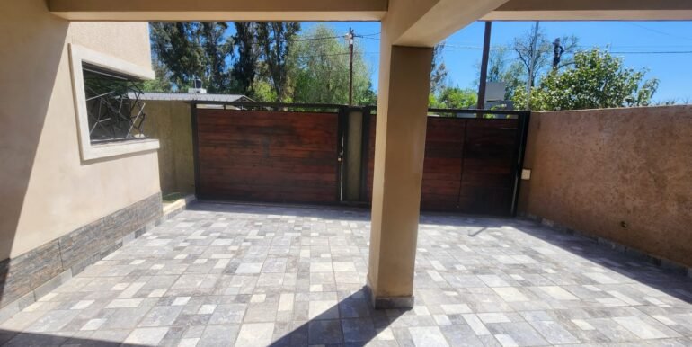 WhatsApp Image 2025-11-01 at 15.40.15 (1)