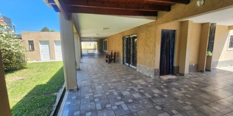 WhatsApp Image 2025-11-01 at 15.40.16