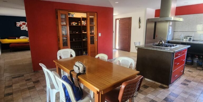 WhatsApp Image 2025-11-01 at 15.40.21 (1)