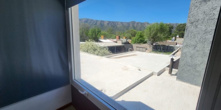 WhatsApp Image 2025-11-01 at 15.40.34 (1)