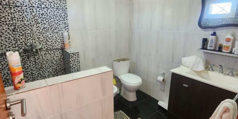 WhatsApp Image 2025-11-01 at 15.40.34 (3)