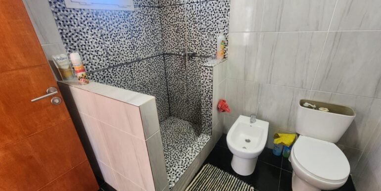 WhatsApp Image 2025-11-01 at 15.40.35 (1)