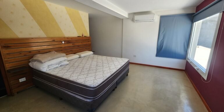 WhatsApp Image 2025-11-01 at 15.40.35