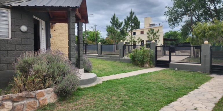 WhatsApp Image 2025-11-19 at 17.20.56 (1)