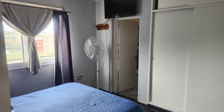 WhatsApp Image 2025-11-19 at 17.21.02 (1)