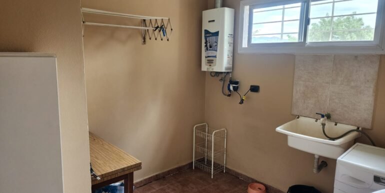 WhatsApp Image 2025-11-19 at 17.21.17 (1)