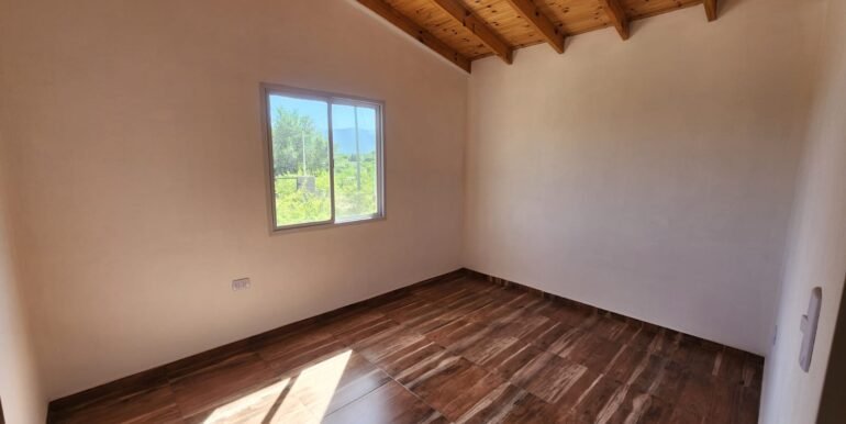 WhatsApp Image 2025-11-22 at 14.23.15