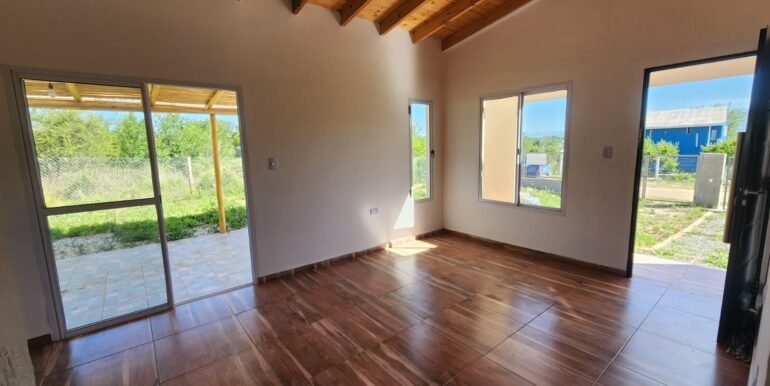 WhatsApp Image 2025-11-22 at 14.23.16