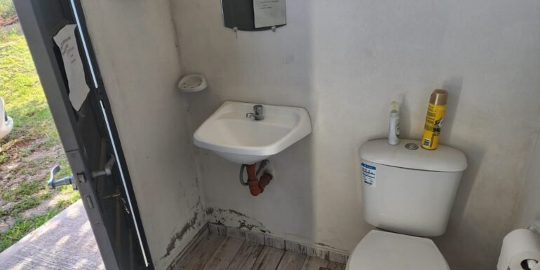 WhatsApp Image 2025-12-05 at 08.58.46