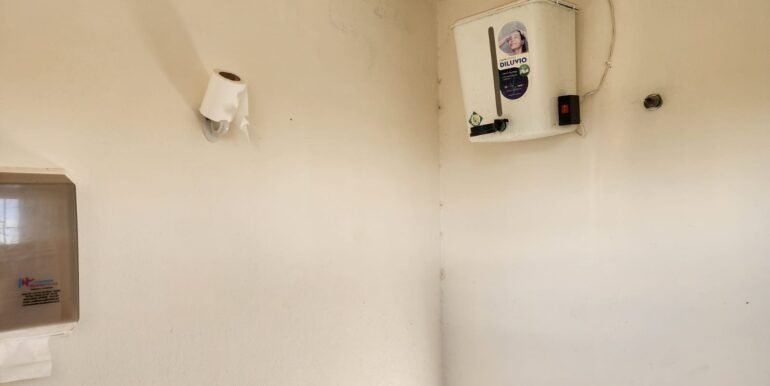 WhatsApp Image 2025-12-05 at 08.59.17 (1)