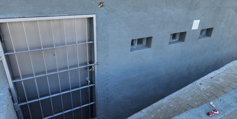 WhatsApp Image 2025-12-05 at 08.59.25