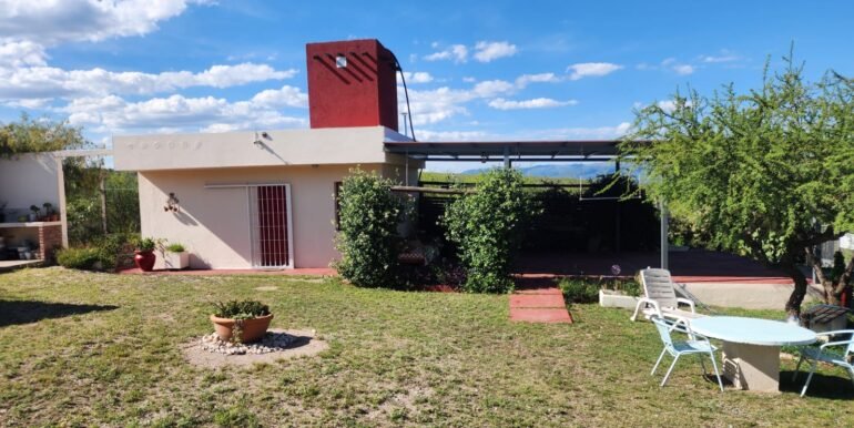 WhatsApp Image 2025-12-05 at 08.59.31 (1)