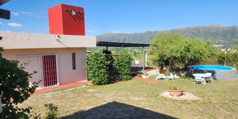 WhatsApp Image 2025-12-05 at 08.59.32 (1)