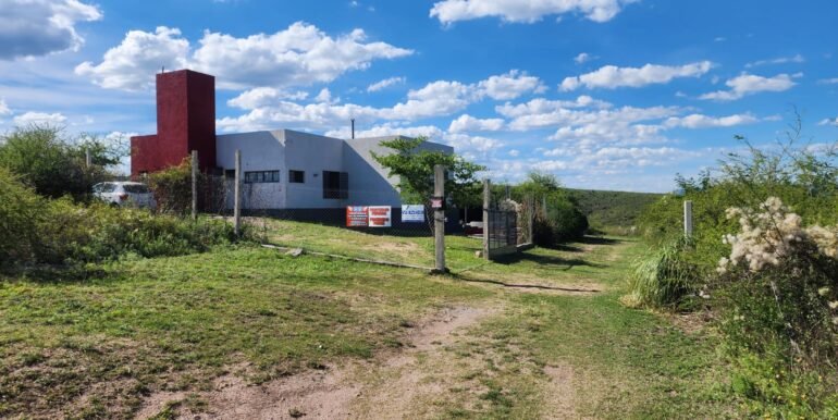 WhatsApp Image 2025-12-05 at 08.59.36