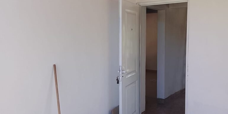 WhatsApp Image 2025-12-09 at 11.03.16 (2)