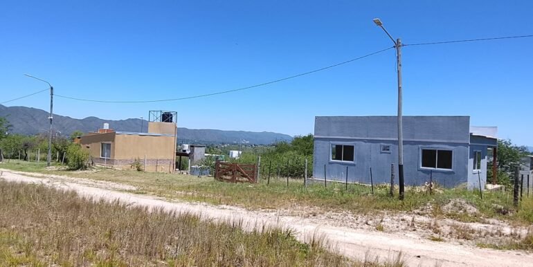 WhatsApp Image 2025-12-11 at 11.47.25 (3)