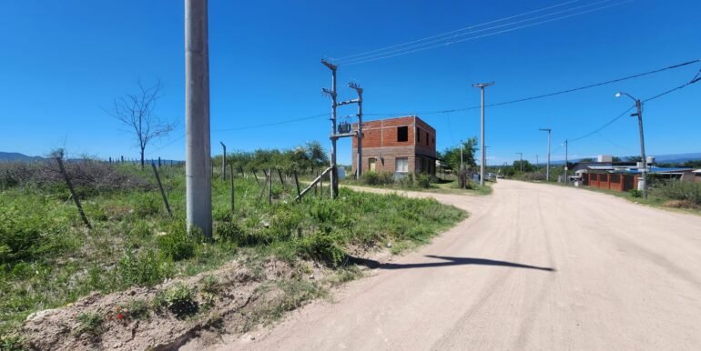 WhatsApp Image 2025-12-13 at 12.01.03