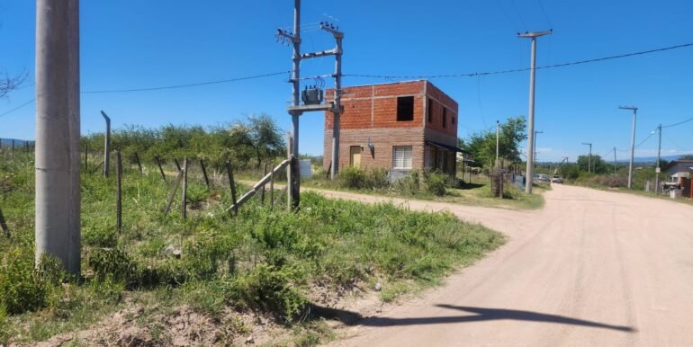 WhatsApp Image 2025-12-13 at 12.01.04