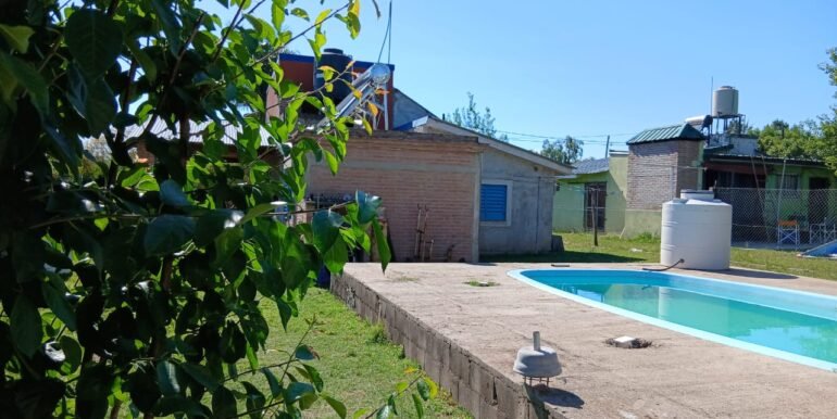 WhatsApp Image 2025-12-14 at 20.01.38 (1)