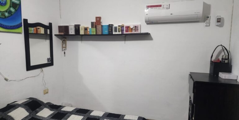 WhatsApp Image 2025-12-14 at 20.06.21 (2)