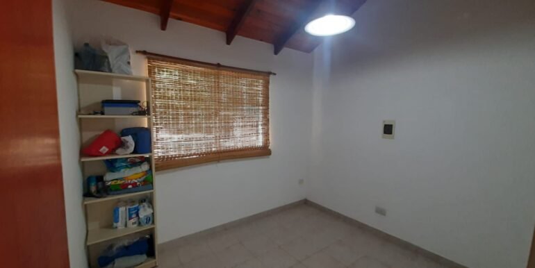 WhatsApp Image 2026-02-12 at 00.27.12