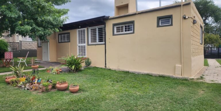 WhatsApp Image 2025-11-19 at 17.20.54 (2)