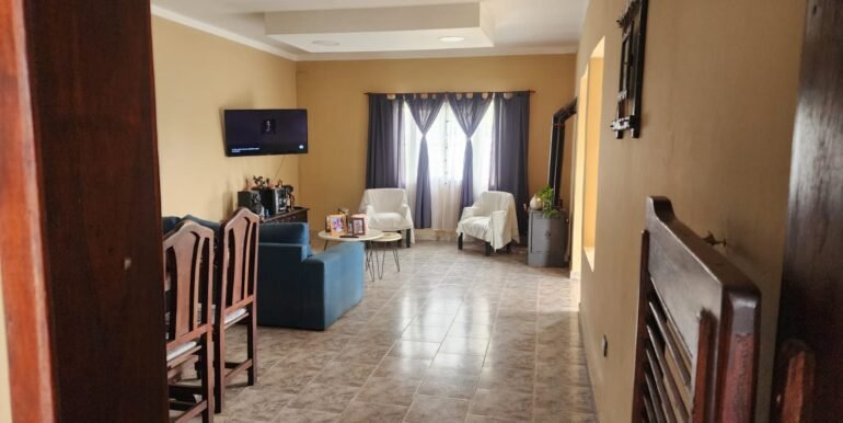 WhatsApp Image 2025-11-19 at 17.21.16 (4)