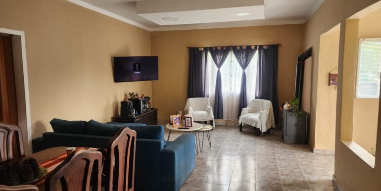 WhatsApp Image 2025-11-19 at 17.21.20