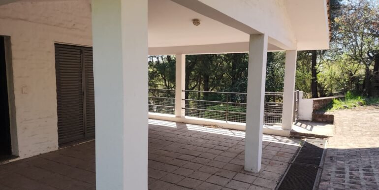 WhatsApp Image 2025-09-22 at 08.31.43