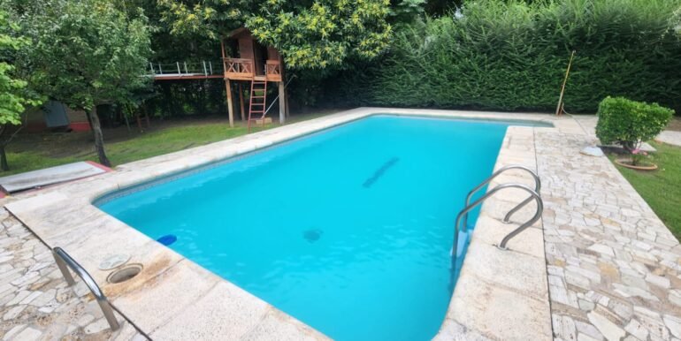 WhatsApp Image 2026-03-30 at 08.43.15 (2)