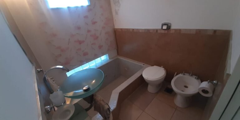 Fi0798225