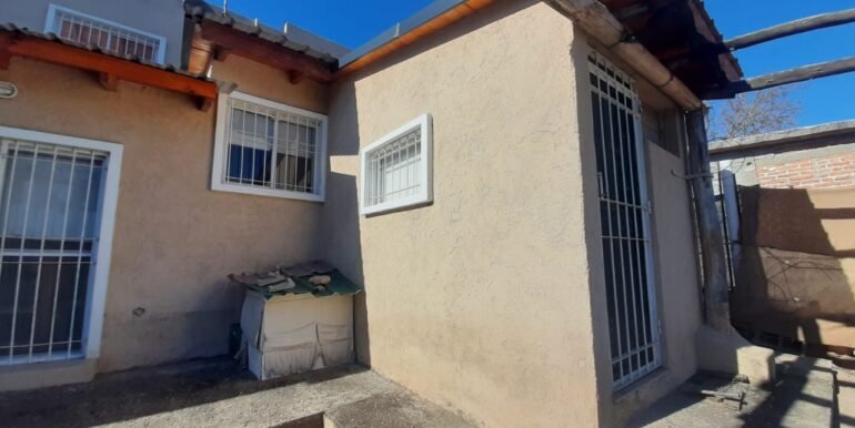 Fi0798235