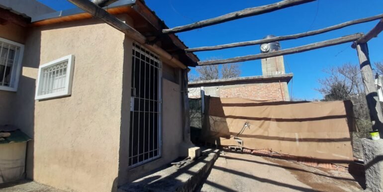 Fi0798236