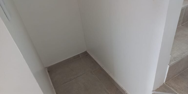 Fi0813155